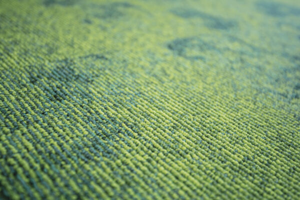 72_dpi_4A2M_CloseUp_carpet_TRAMONTANE_240_GREEN_2